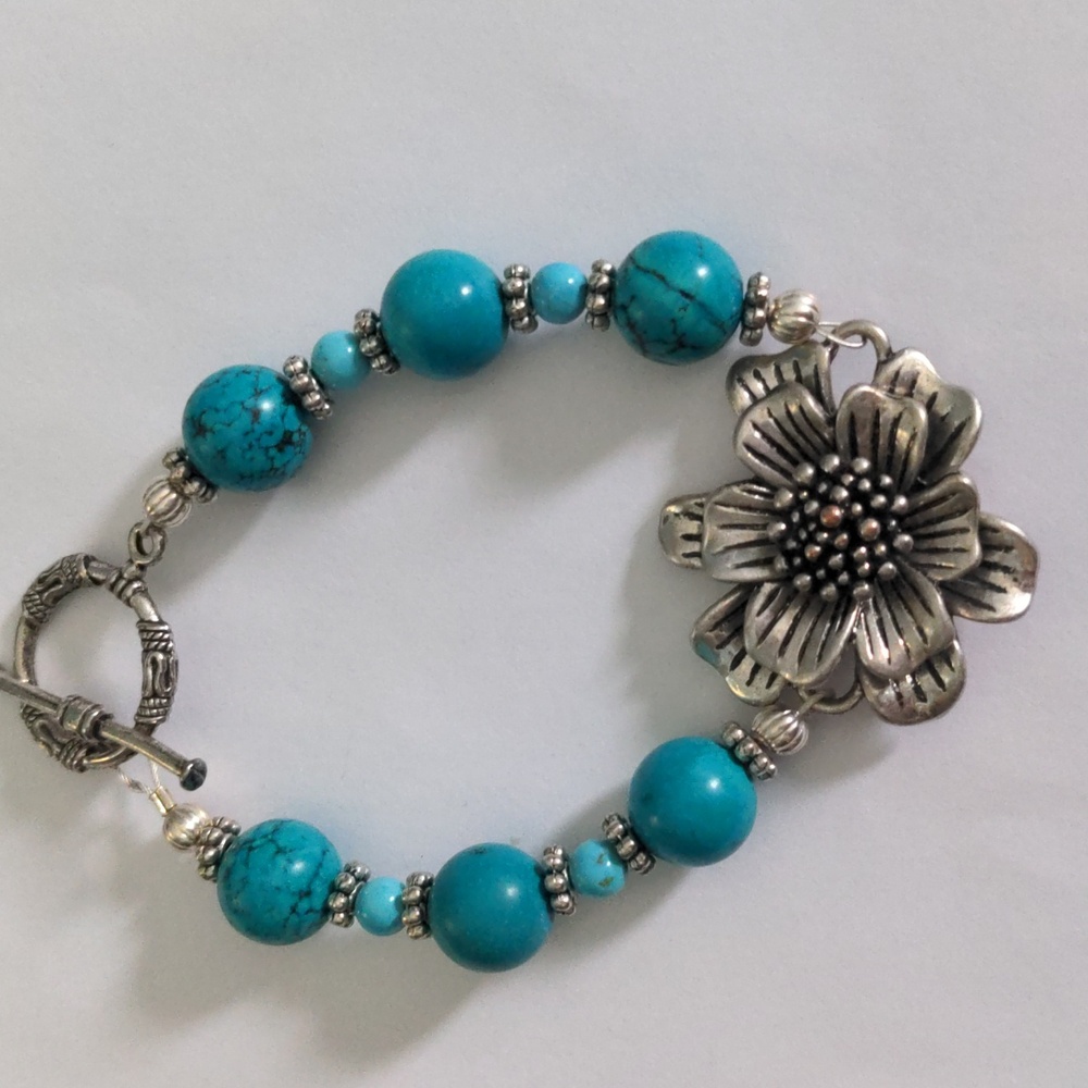 New Turquoise & Silver Flower Bracelet, Bali Clasp, 7 ", Boho, Coastal Cowgirl I